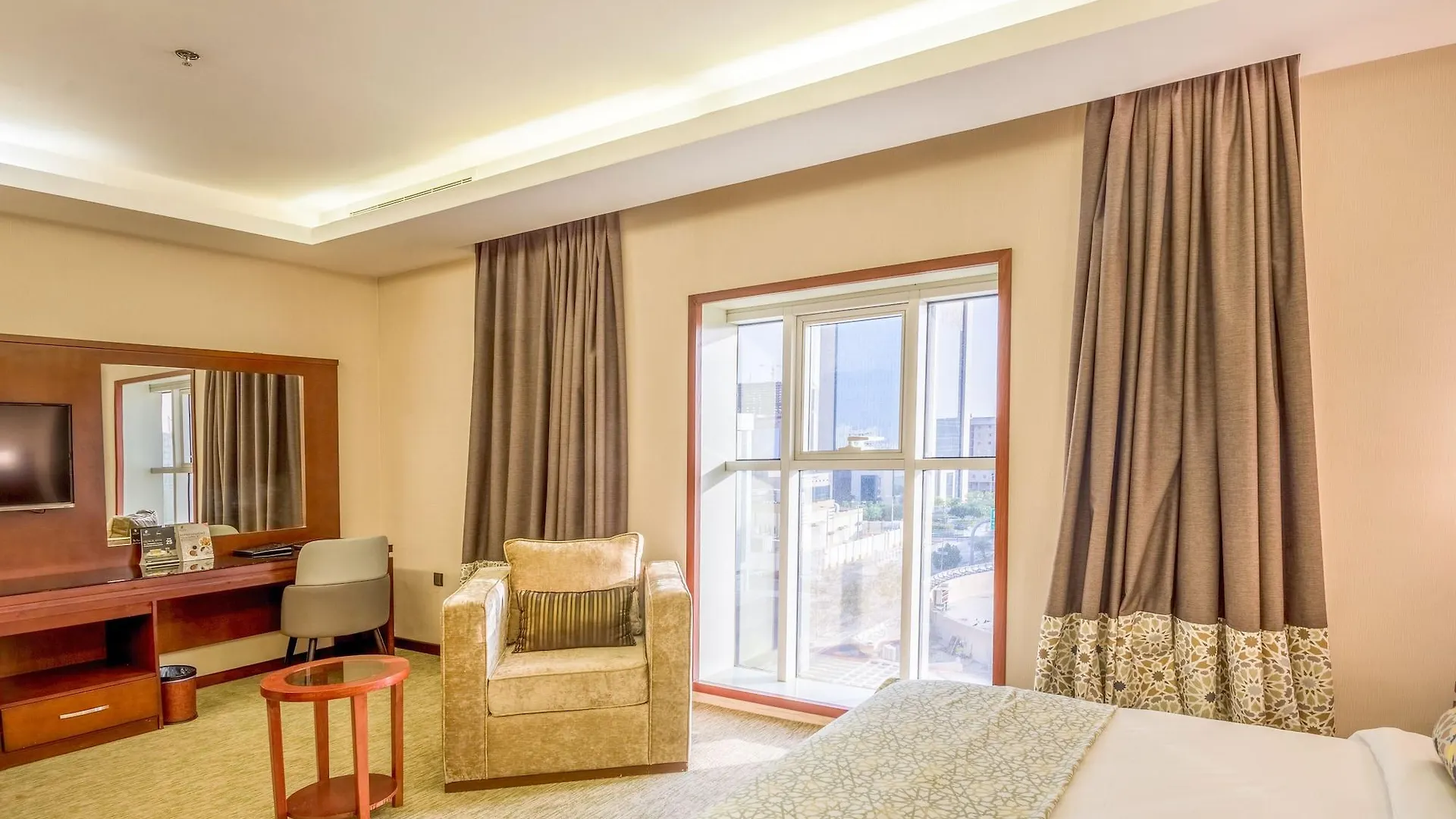 ****  Grand Plaza Hotel - Dhabab Rijád Szaúd-Arábia