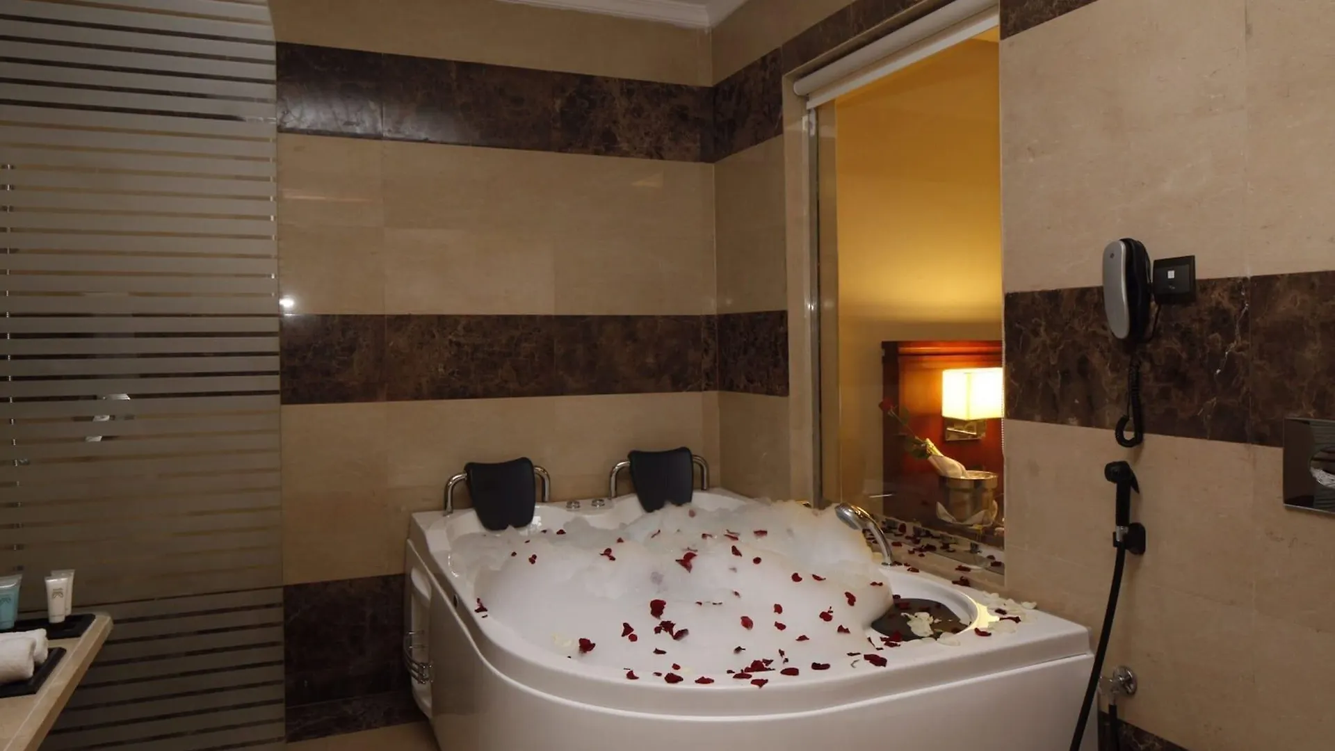 Grand Plaza Hotel - Dhabab Rijád