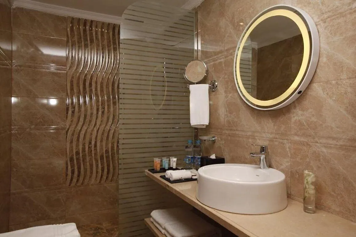 Grand Plaza Hotel - Dhabab Rijád 4*,